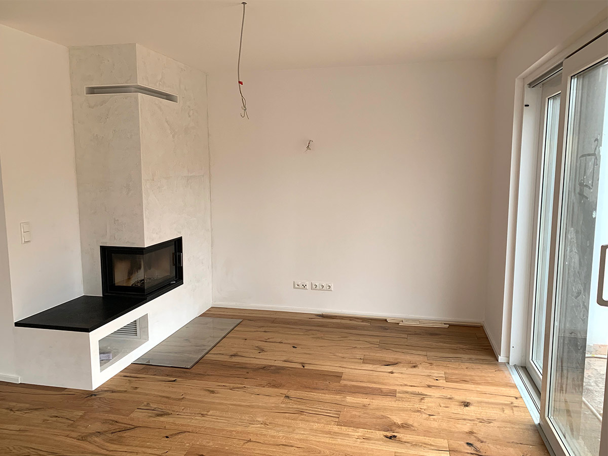 https://www.immobilienheinrich.com/wp-content/uploads/Doppelhaushaelfte_in_Geretsried_03.jpg