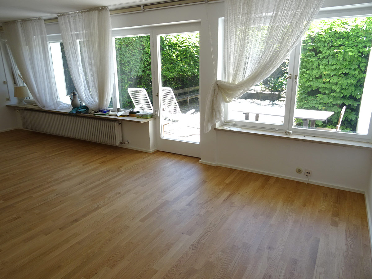 https://www.immobilienheinrich.com/wp-content/uploads/Reihenmittelhaus_Muenchen_Fuerstenried_Ausblick_03.jpg