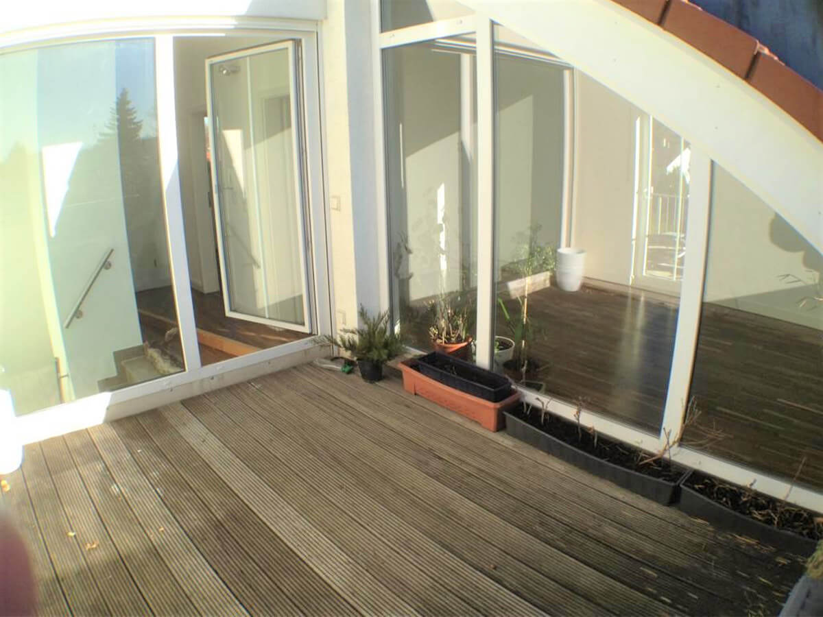 https://www.immobilienheinrich.com/wp-content/uploads/Wohnung_in_Trudering_Dachterrasse_04-1.jpg